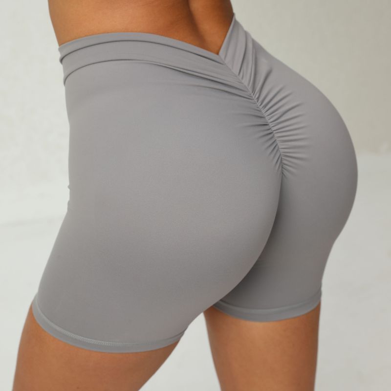 High waisted booty shorts | V-Back Sculpt
