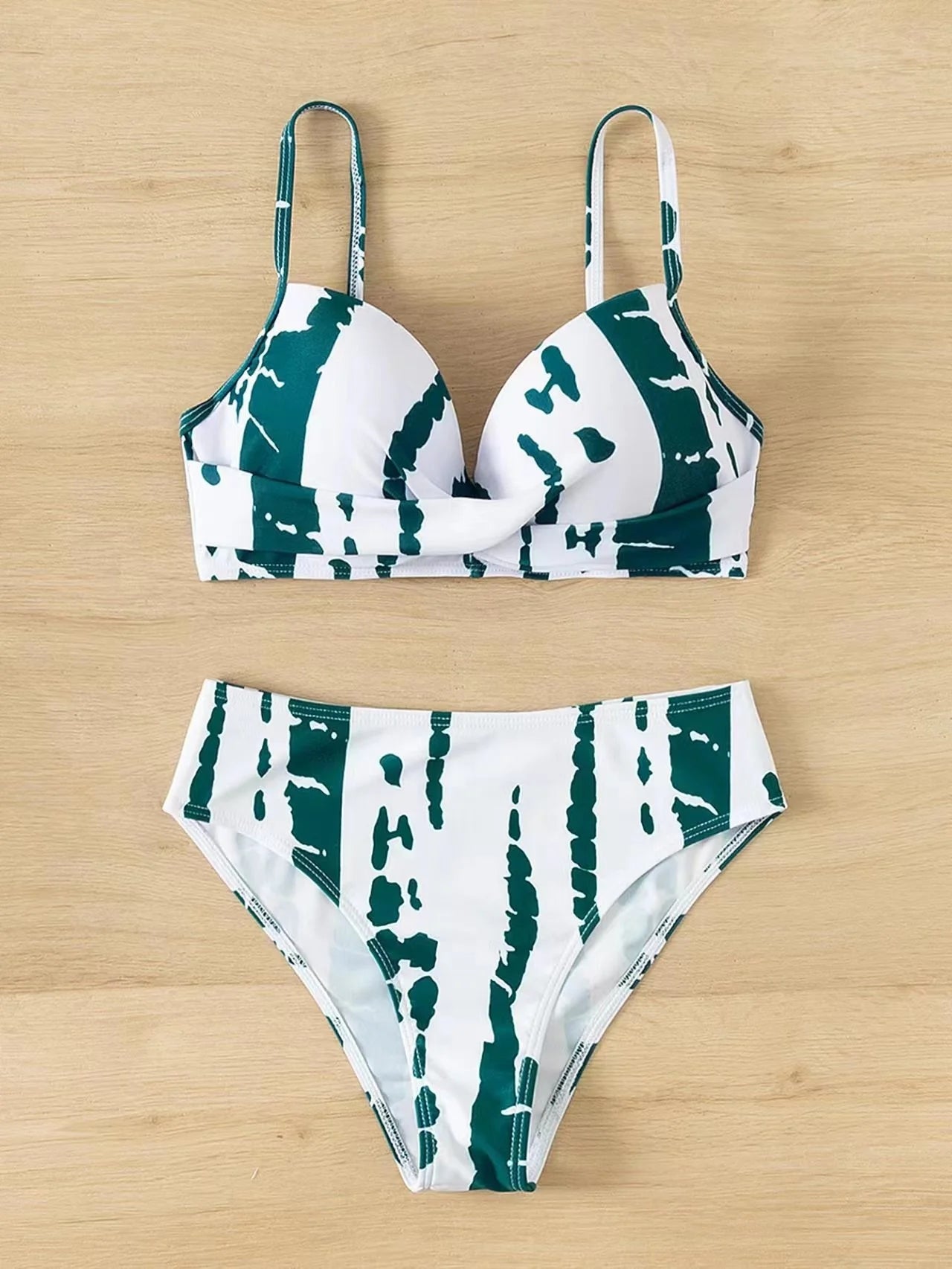 Underwire bikini top | Secure Fit
